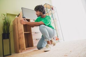 homeowner-discovers-40-000-cash-and-gold-hidden-in-wall