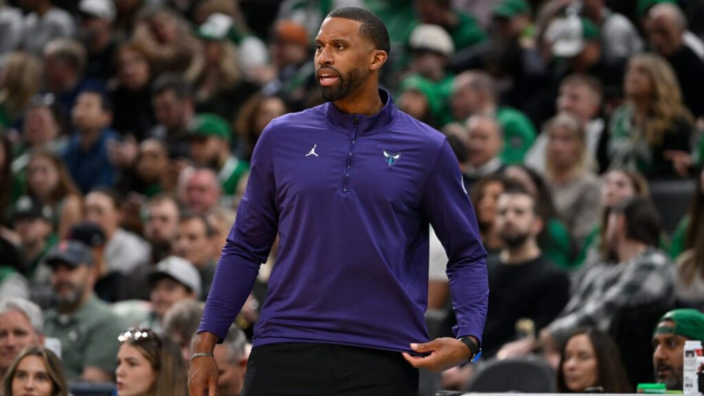 hornets-coach-sees-bright-future-in-young-stars-despite-struggles