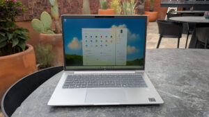 hp-elitebook-6-g1q-delivers-performance-but-at-a-premium-price