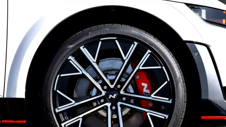 hyundai-s-brake-replacement-tool-costs-shock-ioniq-5-owners