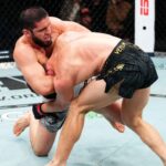 islam-makhachev-captures-welterweight-title-at-ufc-322