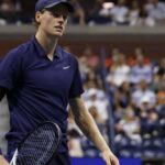 jannik-sinner-dominates-zverev-to-reach-paris-masters-final