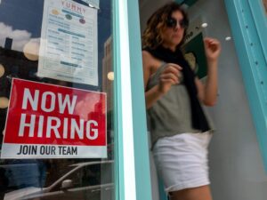 job-market-faces-great-freeze-hiring-slumps-to-3-2-