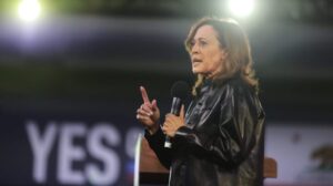kamala-harris-urges-voter-turnout-at-nashville-campaign-event