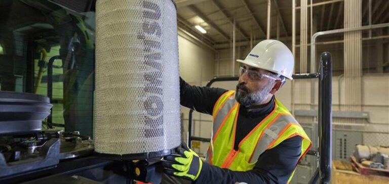 komatsu-expands-operations-in-northern-california-after-dealer-closure