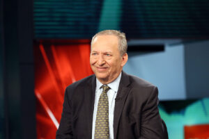 larry-summers-resigns-from-openai-following-epstein-email-revelations