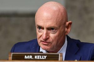 legal-experts-question-pentagon-s-ability-to-sanction-sen-kelly