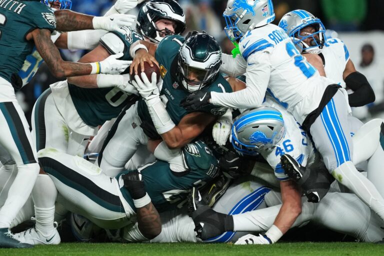 lions-fall-16-9-to-eagles-in-disappointing-offensive-display