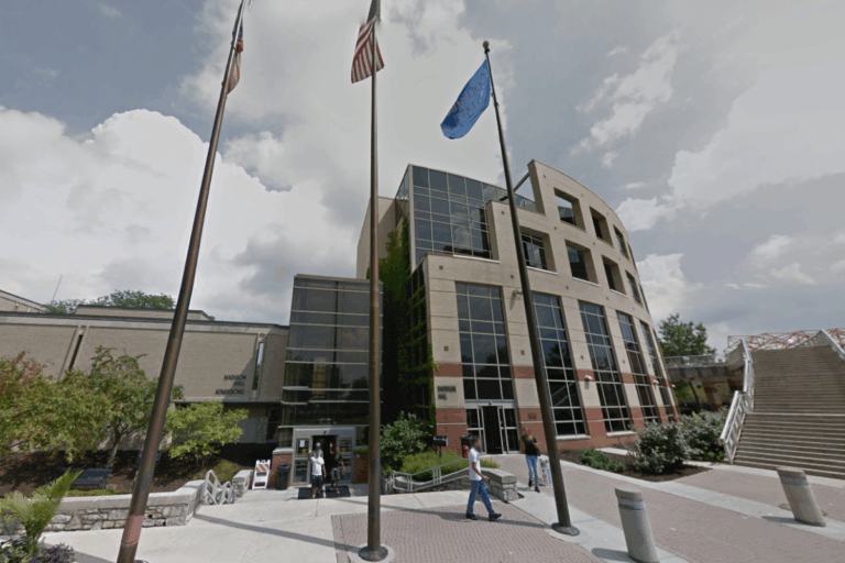 middle-school-students-ignite-stem-passion-at-robotics-workshop