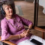 music-reduces-dementia-risk-by-40-for-seniors-study-finds