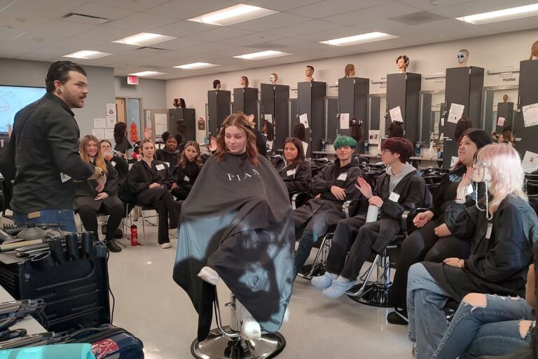 national-stylist-inspires-future-cosmetologists-in-albany