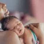 new-strategy-promotes-better-sleep-for-new-parents-in-hospitals