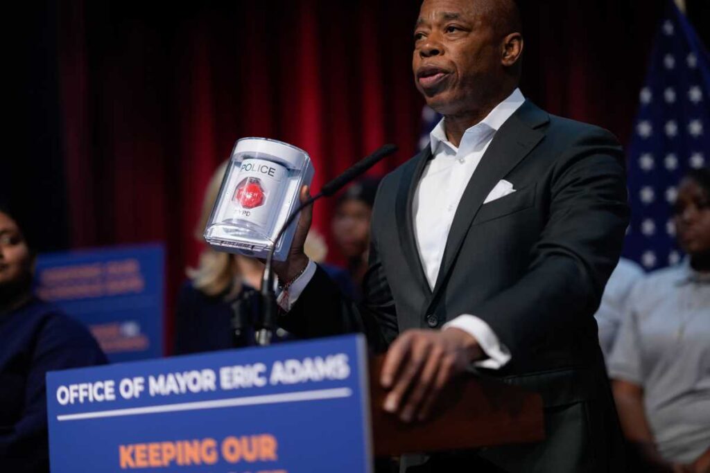 new-york-city-launches-pilot-program-for-school-safety