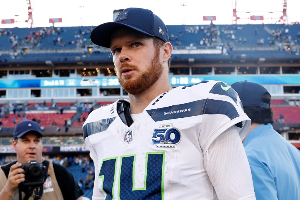 nfl-fines-titans-jihad-ward-7-806-for-rough-play-vs-seahawks