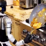 robot-chef-fails-spectacularly-wreaks-havoc-in-kitchen