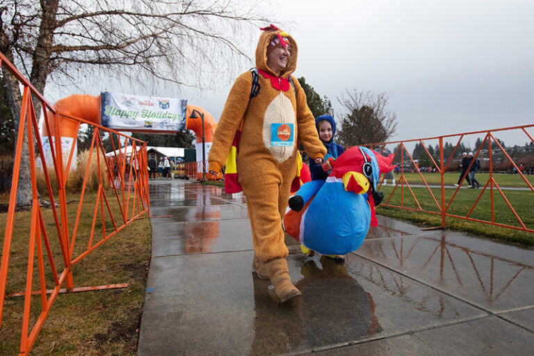 runners-embrace-early-sleet-at-annual-i-like-pie-fun-run