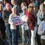 san-diego-democrats-push-to-extend-health-care-tax-credits-amid-premium-hikes