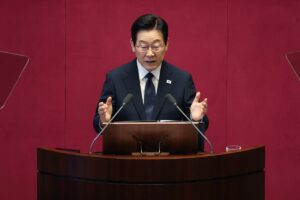 south-korean-president-orders-police-to-combat-online-hate-speech
