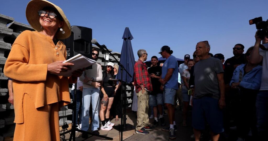 sunset-mesa-community-pushes-for-fireproof-homes-after-blaze