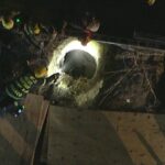 suspect-falls-30-feet-into-hole-after-police-chase-in-lincoln-heights