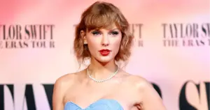 taylor-swift-endorses-affordable-5-lipstick-from-covergirl