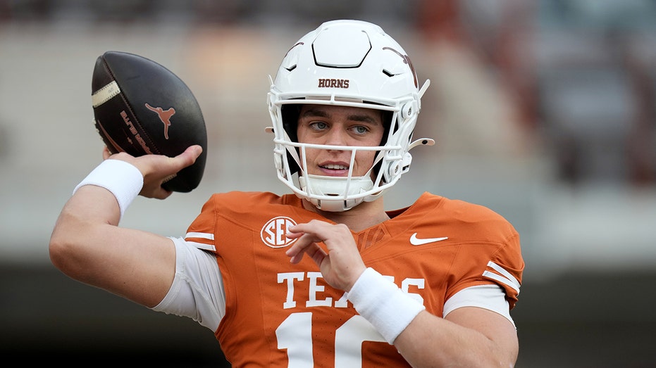 texas-upsets-no-9-vanderbilt-34-31-arch-manning-shines