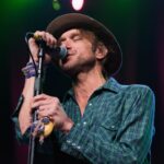 todd-snider-acclaimed-alt-country-star-dies-at-59-after-assault