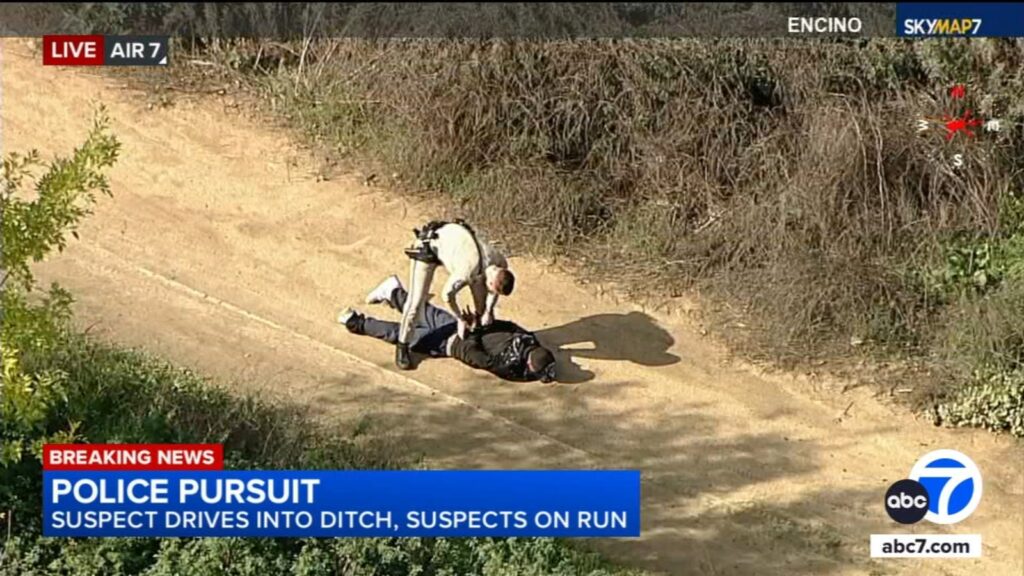 two-suspects-arrested-after-high-speed-chase-in-encino-area