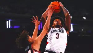 uconn-dominates-illinois-74-61-at-madison-square-garden