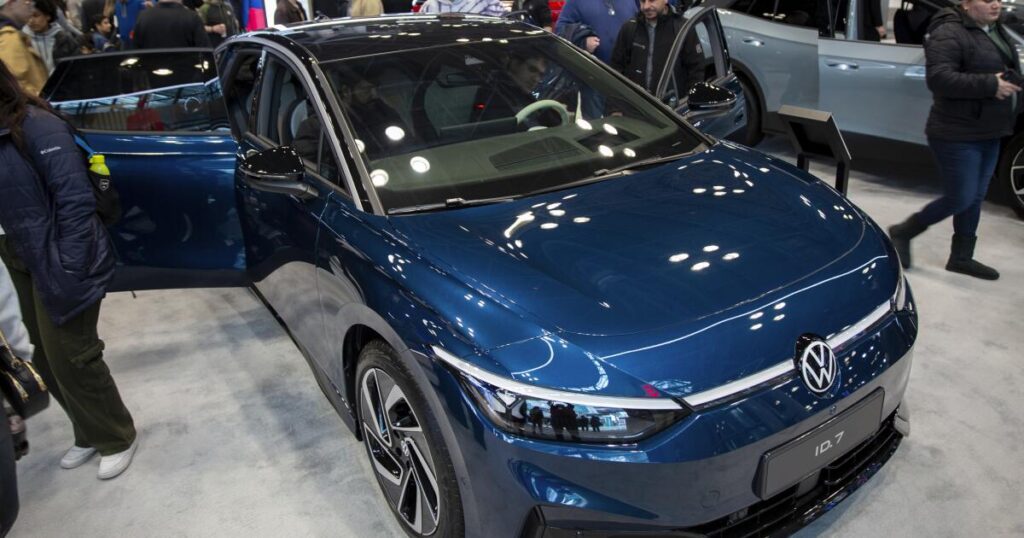 urgent-debate-are-electric-vehicles-truly-costly-experts-weigh-in