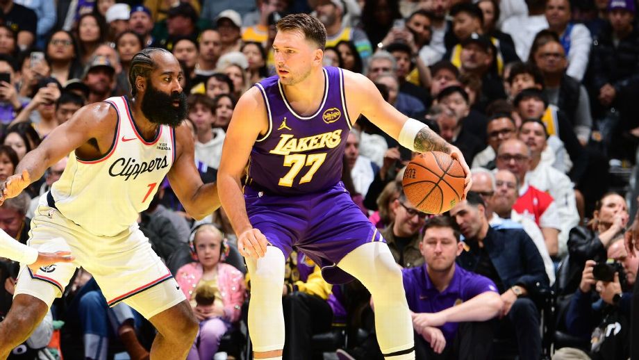 urgent-fantasy-basketball-tips-key-picks-for-friday-s-11-game-slate