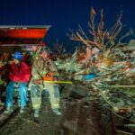 urgent-tornado-outbreak-claims-6-lives-in-illinois-today