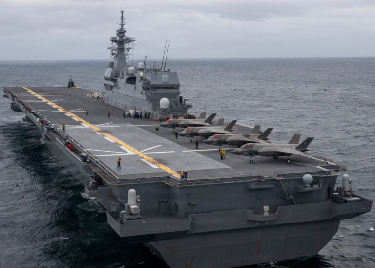 us-f-35-jets-launch-from-japanese-carrier-amid-tensions