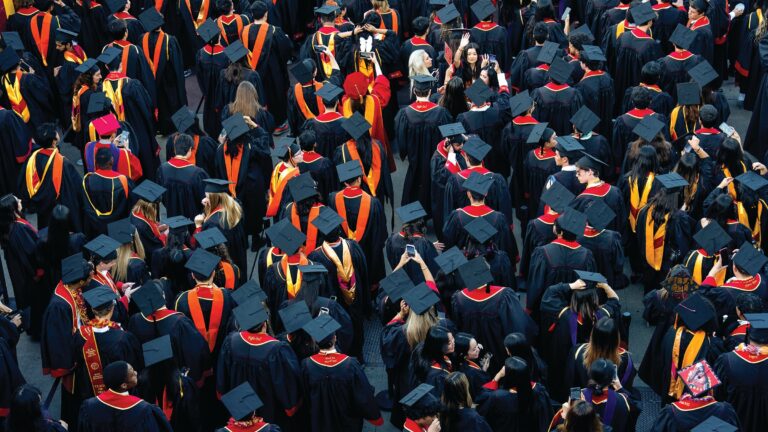 usc-celebrates-500-000-alumni-milestone-in-autumn-2025-issue