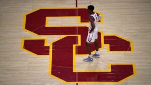 usc-defeats-troy-in-thrilling-3ot-finish-with-buzzer-beater