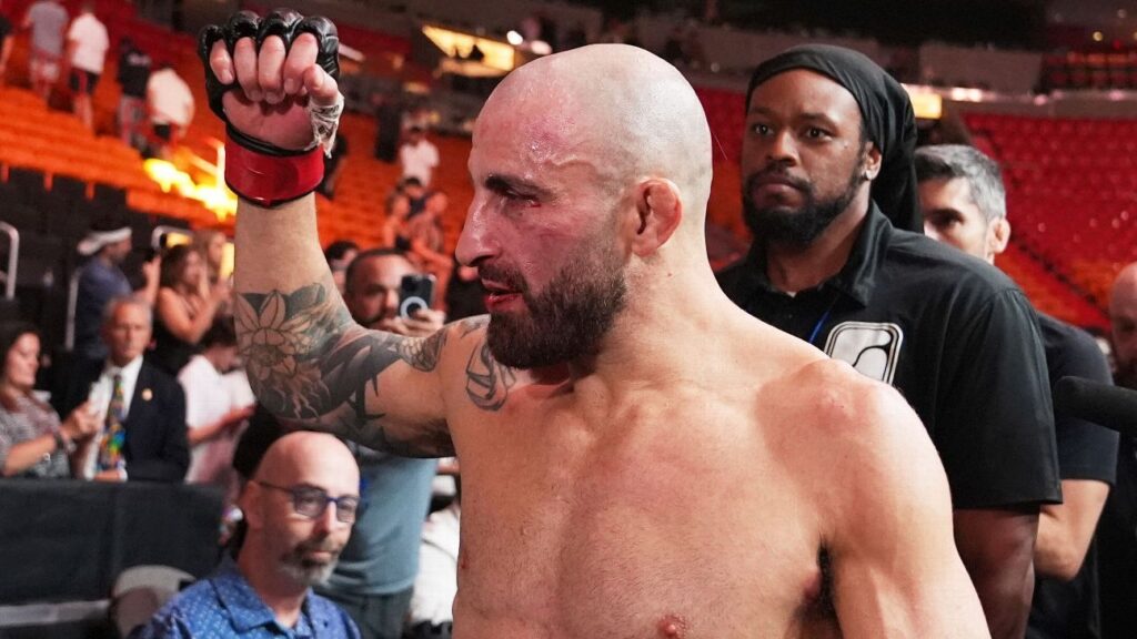 volkanovski-vs-lopes-rematch-set-for-ufc-325-on-january-31