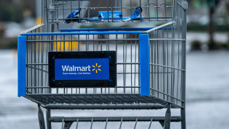 walmart-slashes-price-on-popular-entryway-table-to-55
