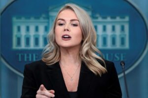 white-house-account-attacks-reporter-after-troops-shot-in-dc