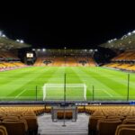 wolverhampton-wanderers-face-crystal-palace-in-key-clash