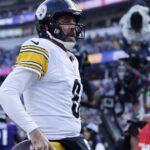 aaron-rodgers-defends-mike-tomlin-after-steelers-victory-over-ravens