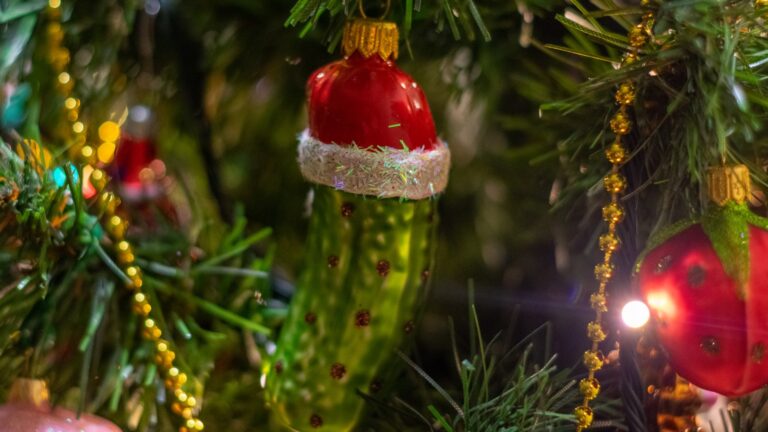 amazon-announces-christmas-pickle-hack-new-holiday-tradition-now-