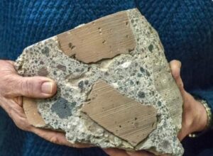 archaeologists-discover-ancient-roman-concrete-that-heals-itself