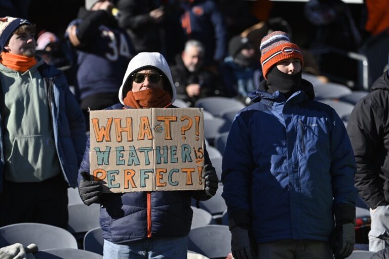 bears-browns-game-starts-in-frigid-8-degree-temperatures