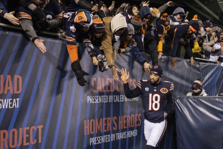 bears-claim-thrilling-overtime-victory-over-packers-22-16