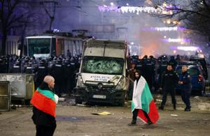 bulgaria-s-government-resigns-amid-mass-protests-ahead-of-eurozone-entry