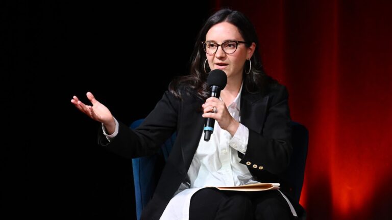 cbs-news-withdraws-60-minutes-segment-sparking-editorial-concerns