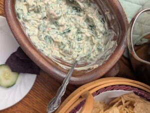celebrate-the-twelve-days-of-christmas-with-spinach-dip-recipe