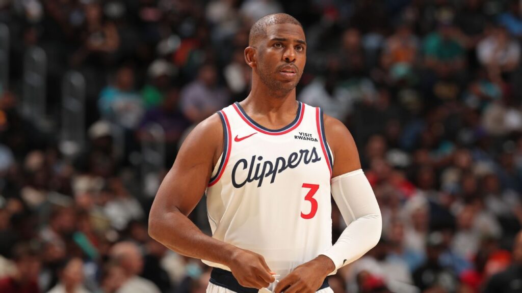 chris-paul-abruptly-exits-clippers-amid-tensions-with-coach-lue