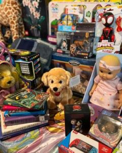 community-rallies-for-record-toy-giveaway-by-mistah-f-a-b-