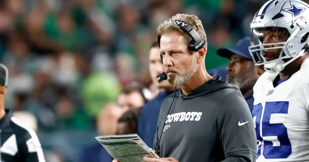 cowboys-final-games-crucial-for-evaluating-defensive-coordinator-eberflus
